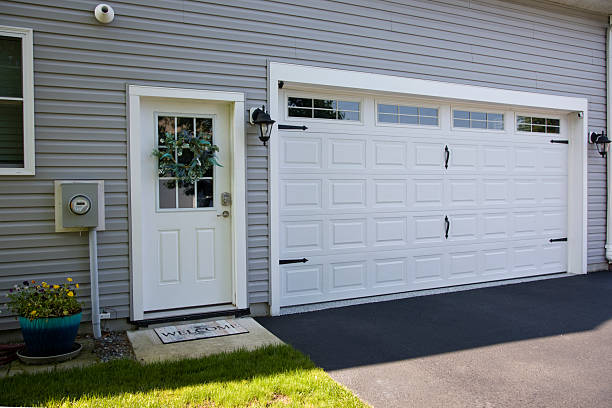 24/7 Emergency Garage Door experts in Spurgeon, TN
